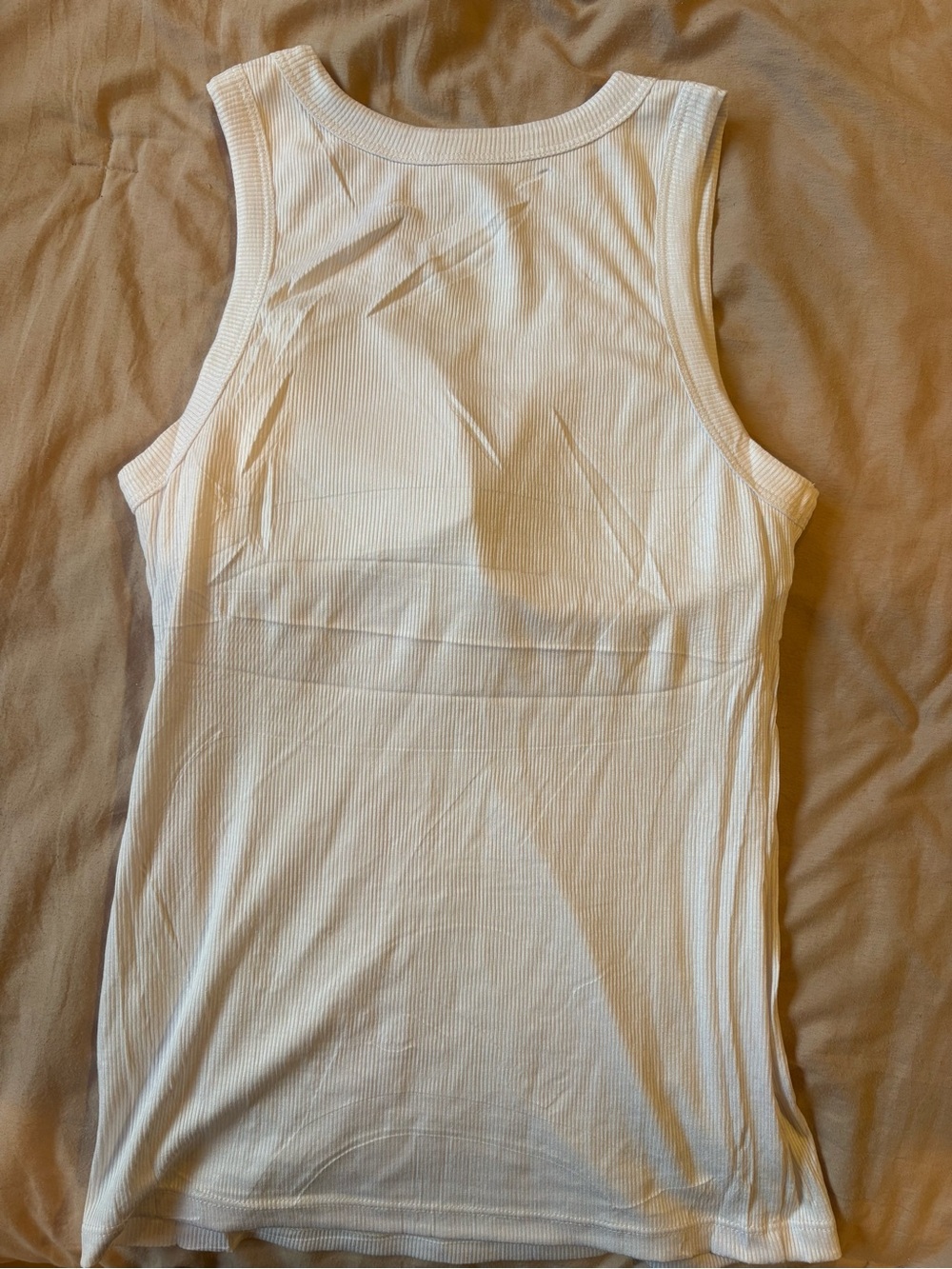 Classic White Ribbed Tank Top - Picture 4 of 4